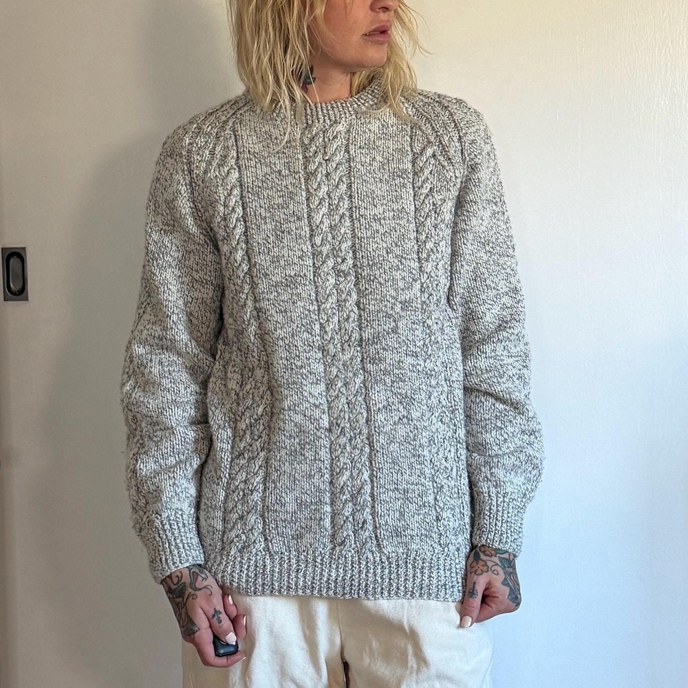 Vintage handmade blue grey knitted sweater - Picture 2 of 5